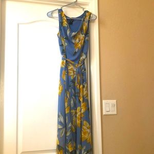 Kate and Lily scoop neck floral hi low dress